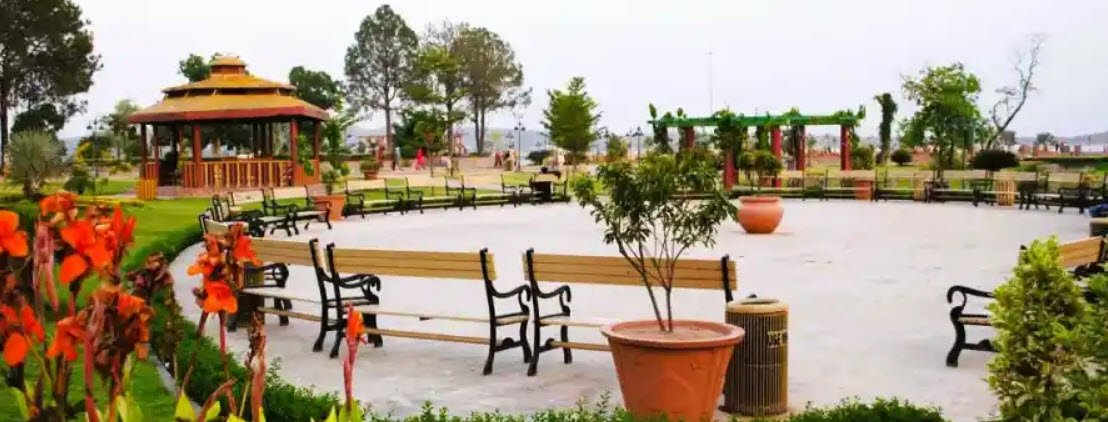 Lake View Park, Pakistan